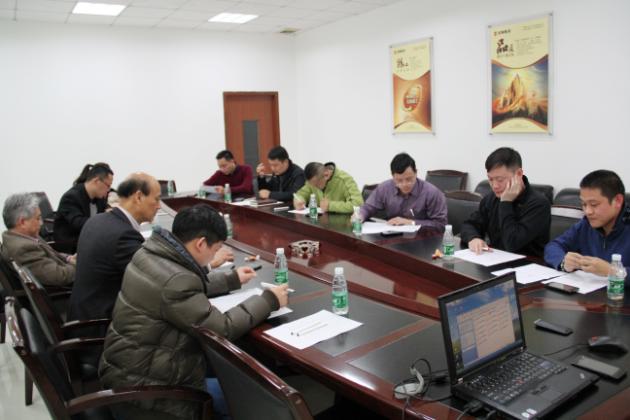 图9、现场无记名投票情景.jpg
