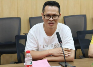 宏陶集团市场部副总监姚区代表企业致辞